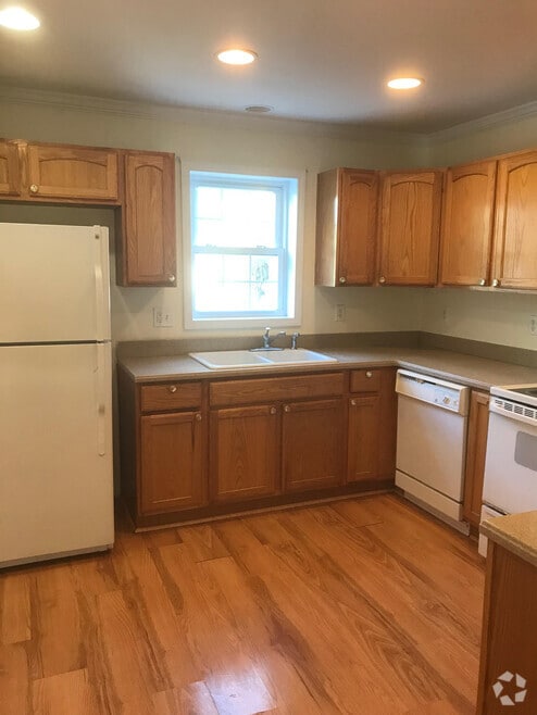 Building Photo - 374 73rd St