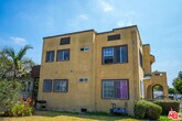 Primary Photo - 1353 W 49th St