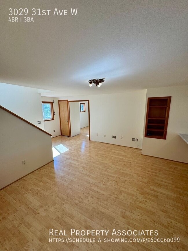 Foto del edificio - 3029 31st Ave W