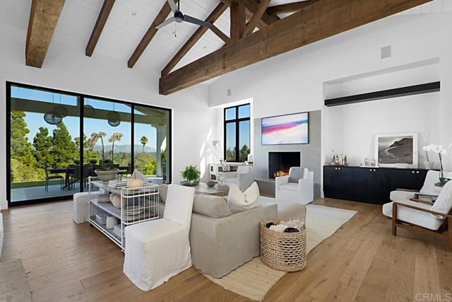 Building Photo - 5508 Avenida Maravillas