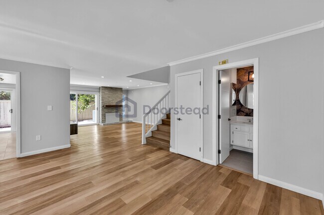 Foto del edificio - 18169 Andrea Cir N