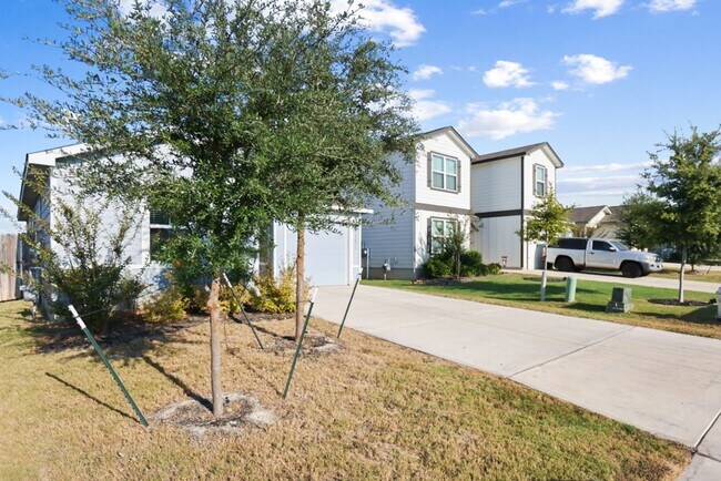 Foto del edificio - Well-Maintained 3-Bedroom Home – Ideal for Students & Professionals!