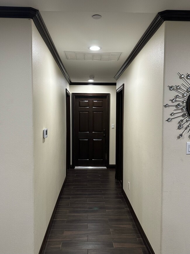 Foto del edificio - 15257 Cobalt St