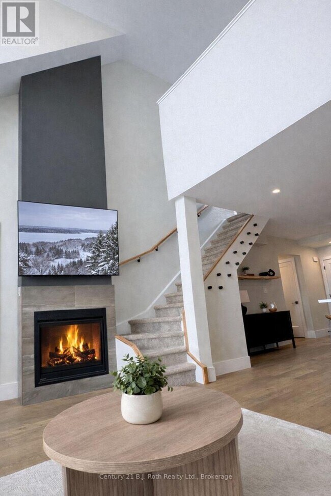 Photo du bâtiment - 11 Tree Tops Ln