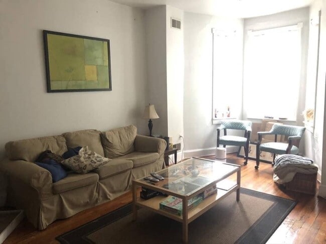 Foto del edificio - 710 7th St NE