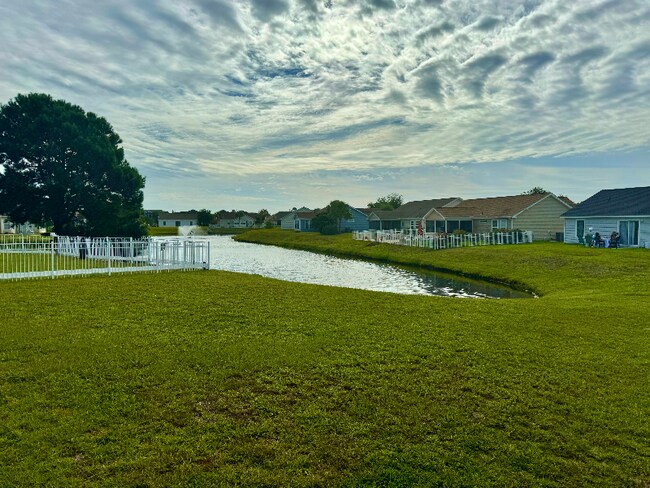 Foto del edificio - 4512 E Walkerton Rd