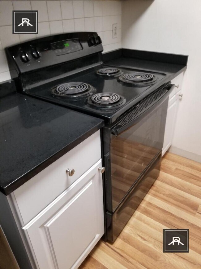 Building Photo - 2 bedroom in Brighton MA 02135
