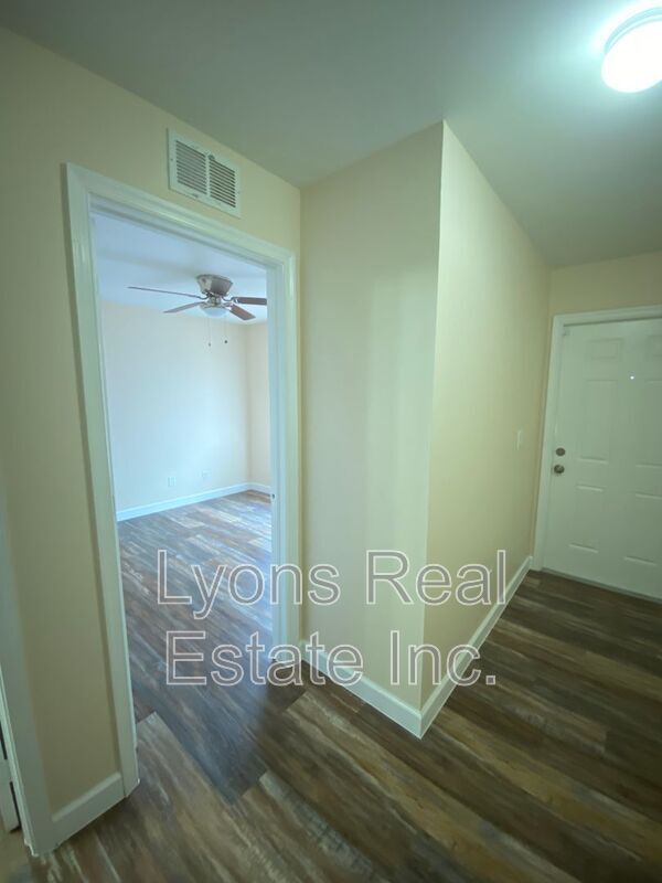 Foto del edificio - 4822 28th St SW