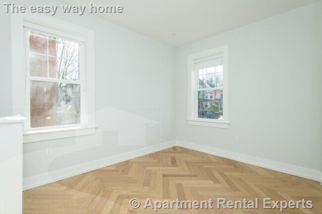 Photo - 16 Forest St Apartment