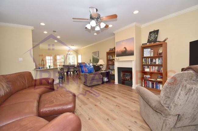 Building Photo - 3 Bed 2 Bath Home in Ruston!