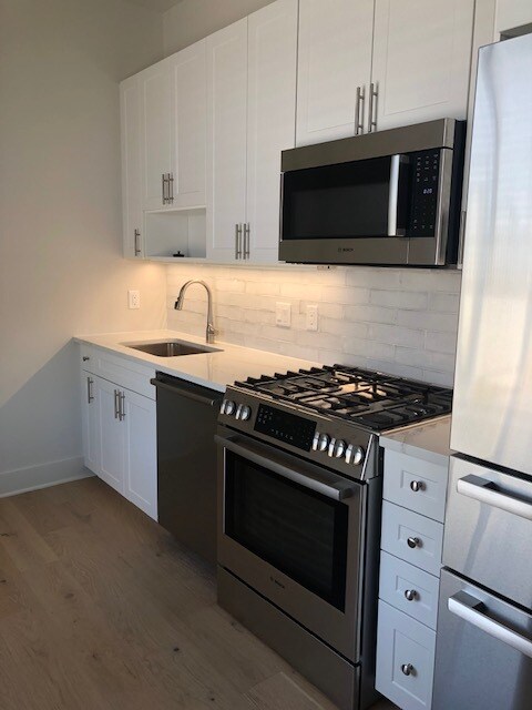 Kitchen - 6803 Cameron Dr NW