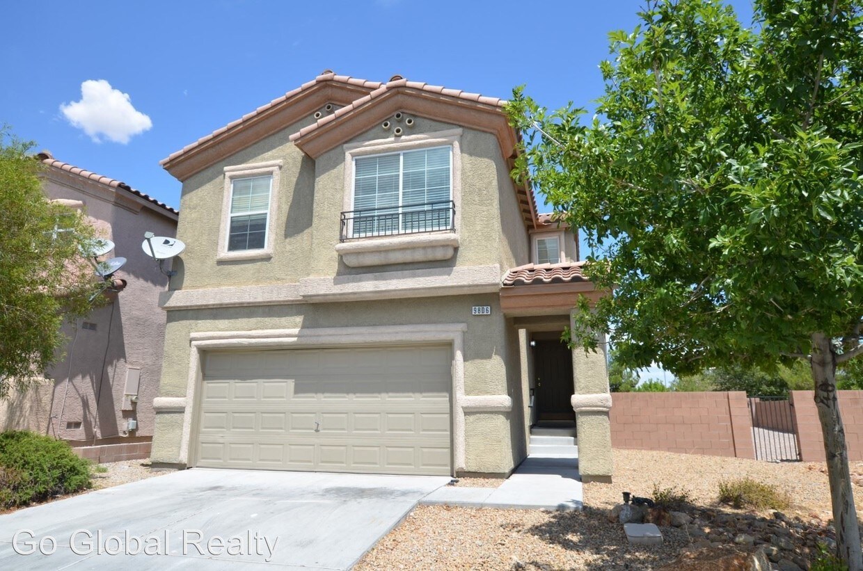 Foto principal - 3 br, 2.5 bath House - 9806 W Tompkins Ave