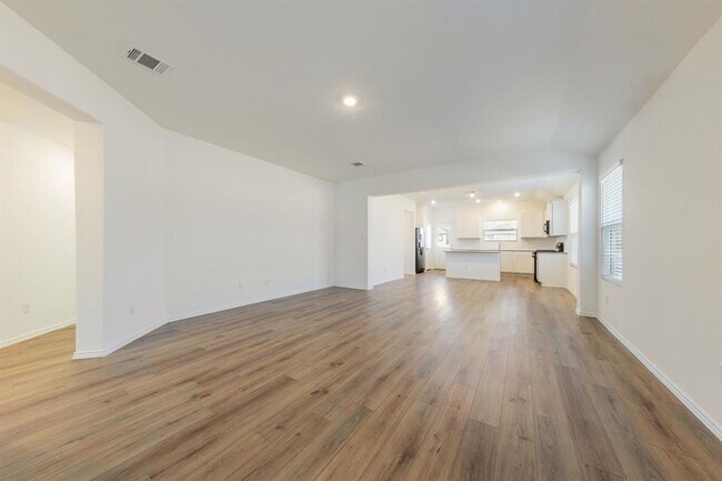 Foto del edificio - 602 Waterway Ave