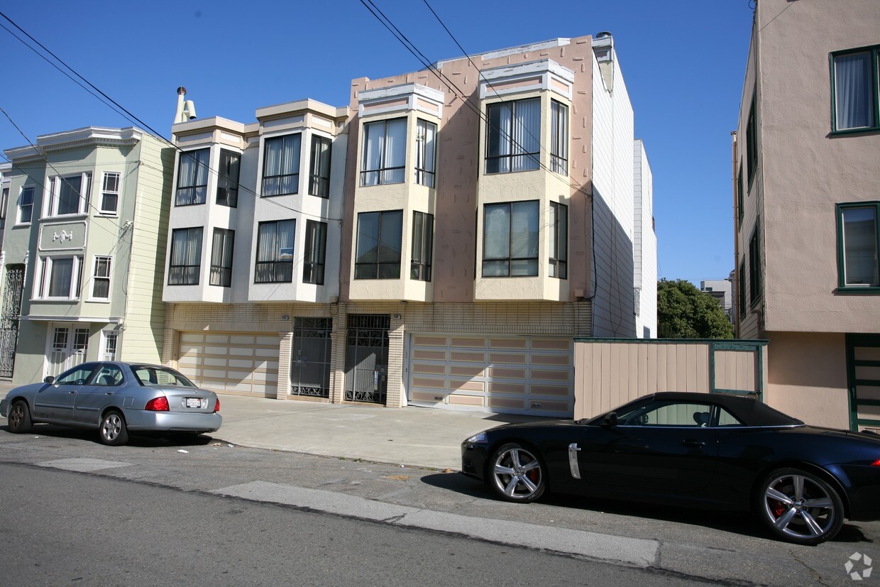 Primary Photo - 480 22nd Ave