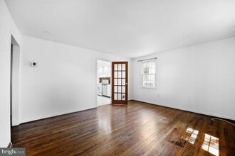 Building Photo - 9506 52nd Ave