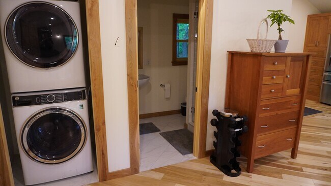 Foto del edificio - 6316 Vt 14