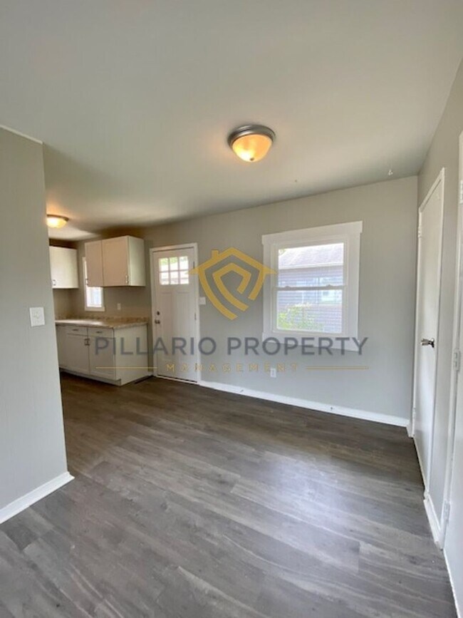 Foto del edificio - Updated Style Ranch House in Anderson with 3 Bedrooms and 1 Bathroom is Available NOW!