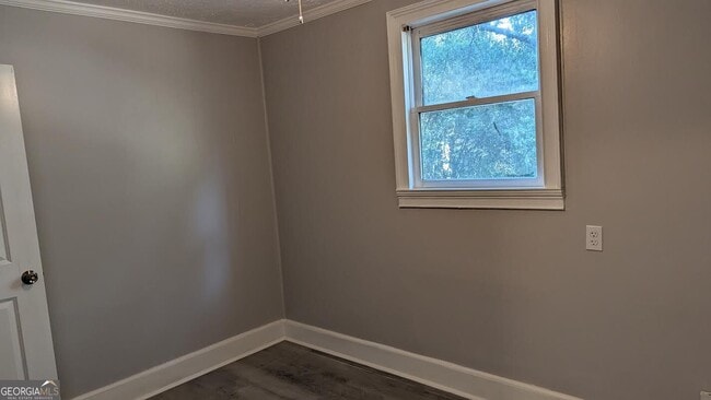 Building Photo - 3444 Mogul Rd