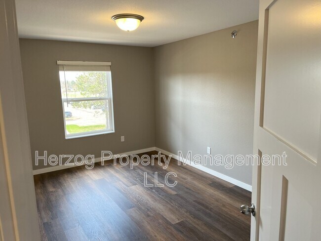 Foto del edificio - 601 17th Avenue Southwest