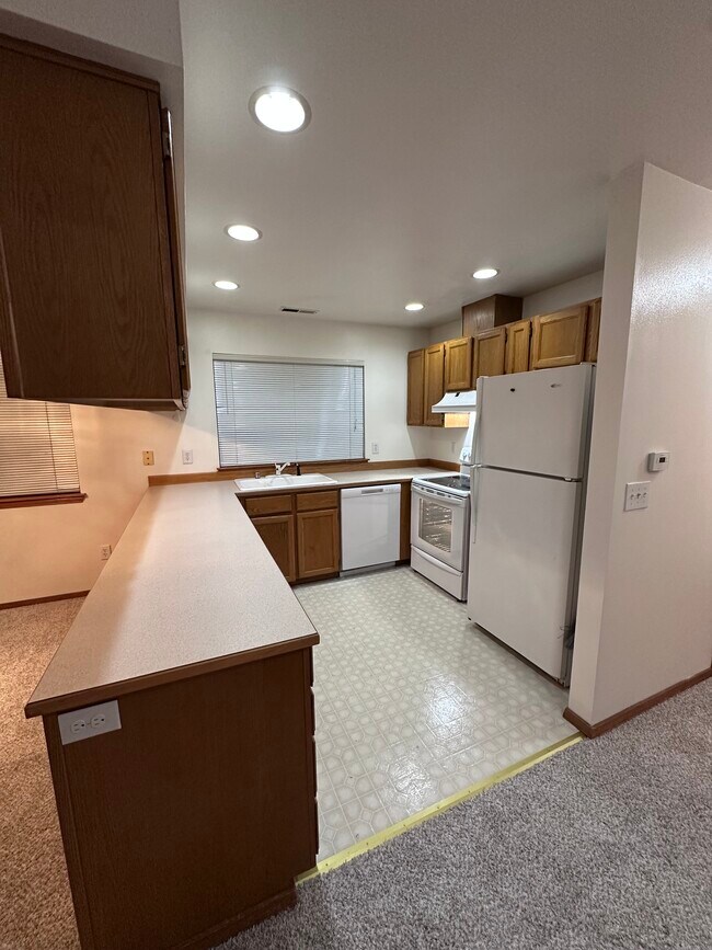 Kitchen - 2210 Xenia St