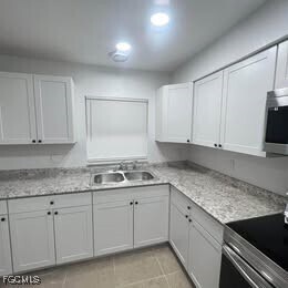 Building Photo - 16910 Carmen Ave