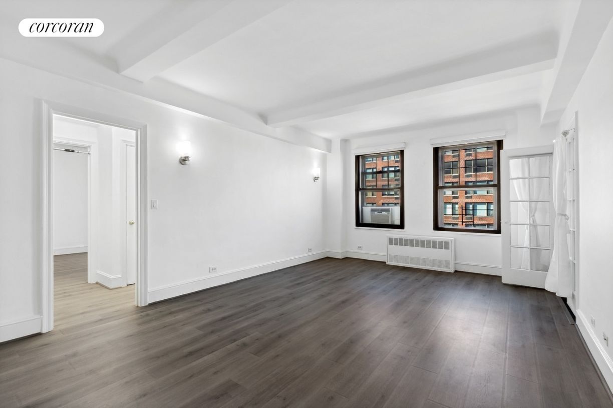 Foto principal - 172 W 79th St