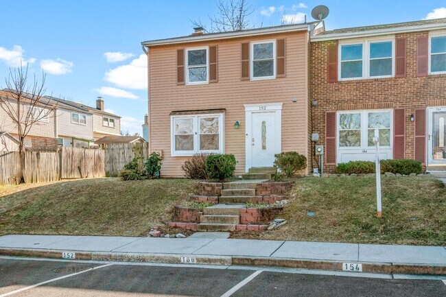 Foto del edificio - 152 Fairfield Dr