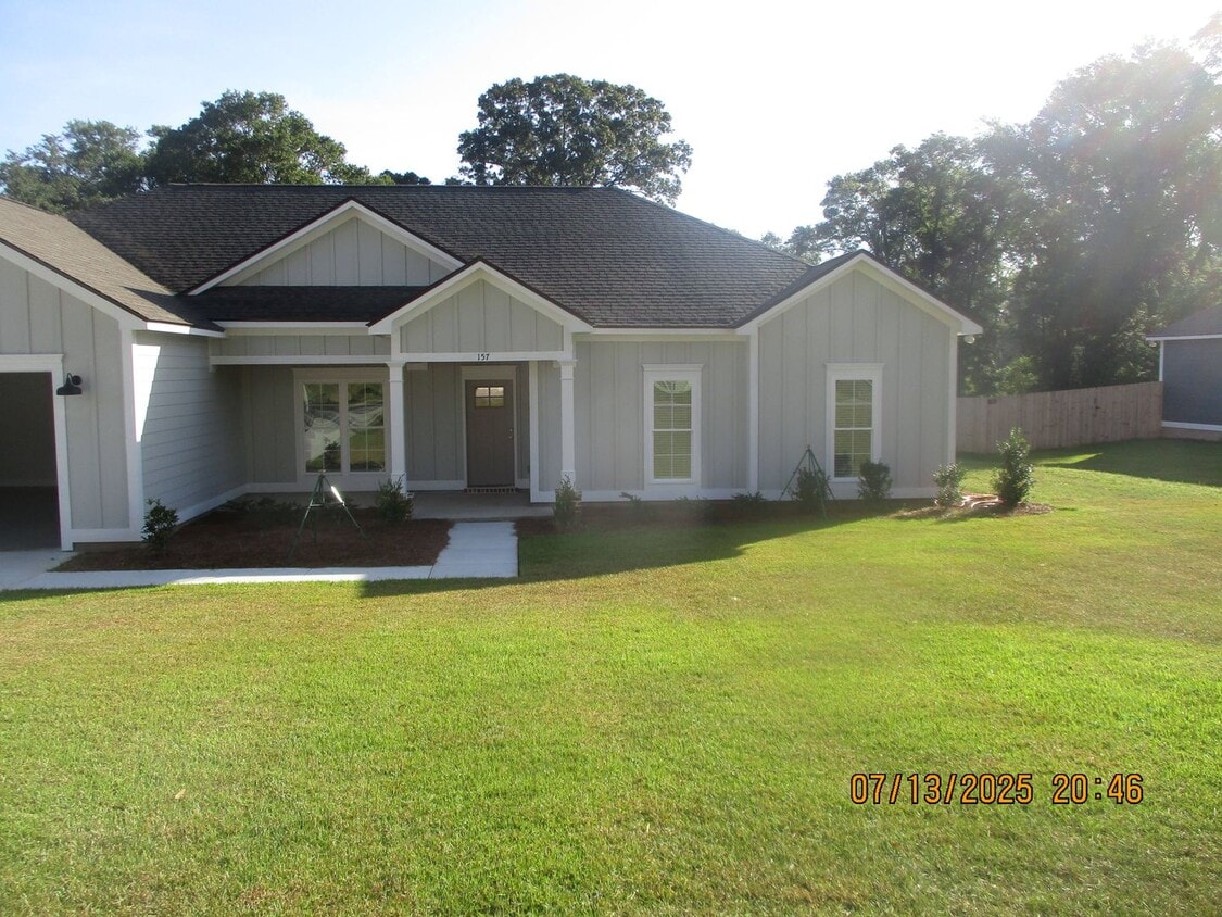 Primary Photo - 157 N Buck Run Dr