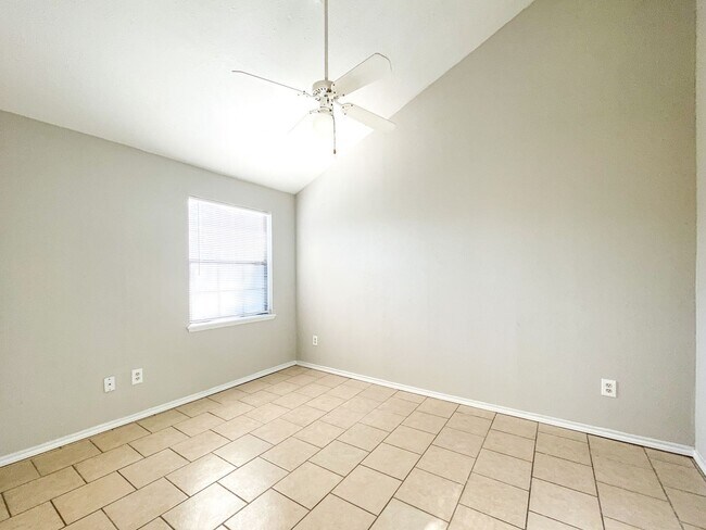 Foto del edificio - 3 Bedr/ 1 bath Beautiful Home in Hockley, TX