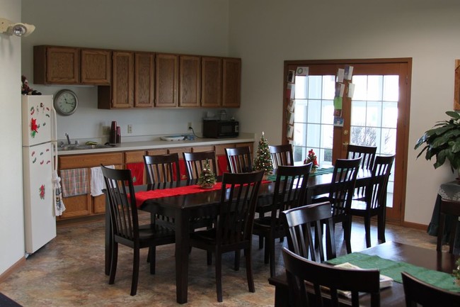 Community Kitchen - Keystone Manor