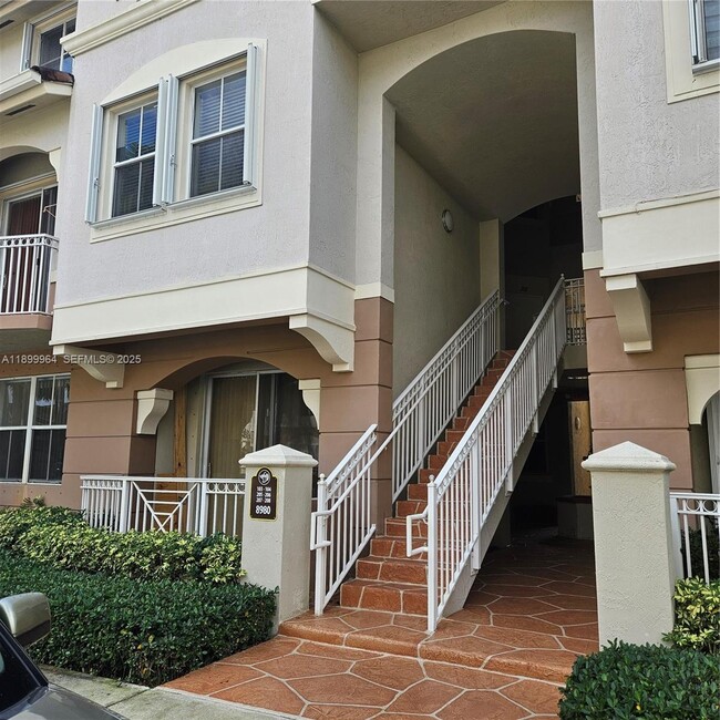 Building Photo - 8980 W Flagler St