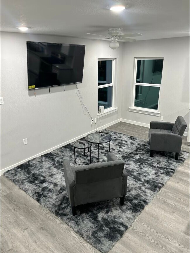 Foto del edificio - 4616 Shreveport Blvd