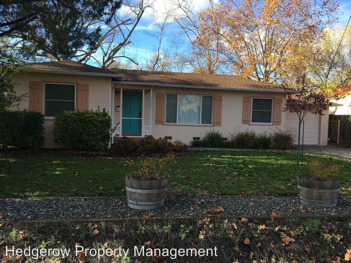 Foto principal - 1509 Lake St