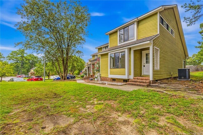 Foto del edificio - 525 Cypress Trace Dr