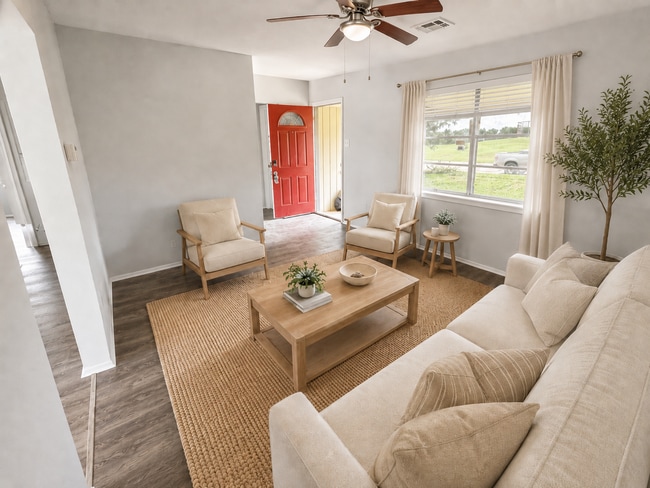 Building Photo - Updated Mesquite Home Across from Galloway Park!!!!
