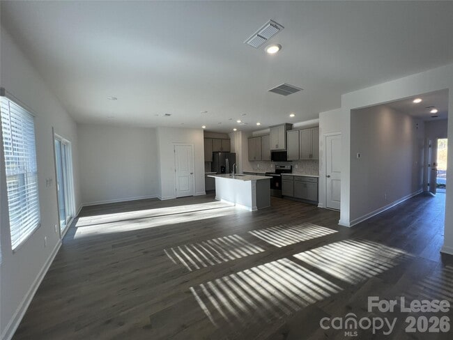 Foto del edificio - 1500 31st St NE