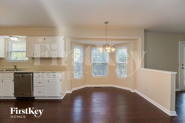Foto del edificio - 9742 Coventry Ct