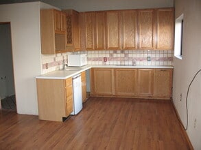 Building Photo - 714 Baca St