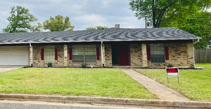 408 Sheffield Dr