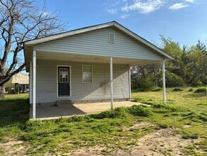 Building Photo - 508 1/2 Sugar Hill Rd