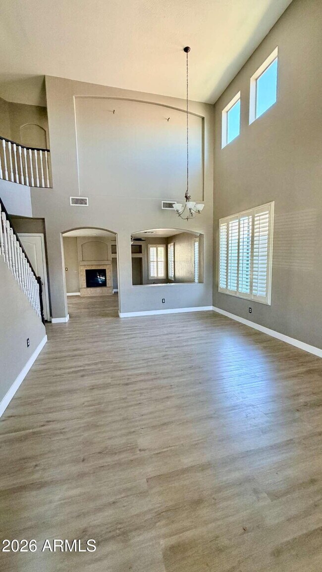 Building Photo - 21054 N Sansom Dr