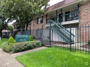 Building Photo - 845 Augusta Dr