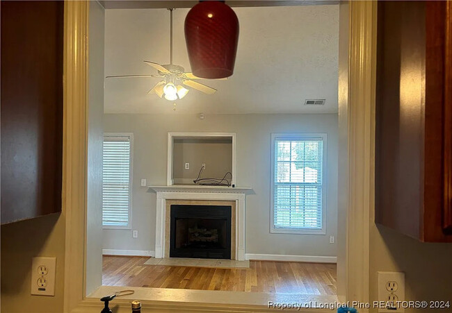 Building Photo - Charming Home with Hardwood Floors, Bonus ...