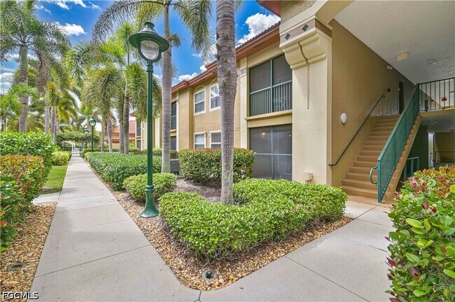 Building Photo - 8920 Colonnades Ct E