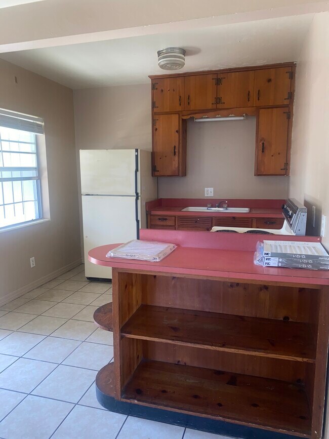 Foto del edificio - 1845 Orangewood Ave SW