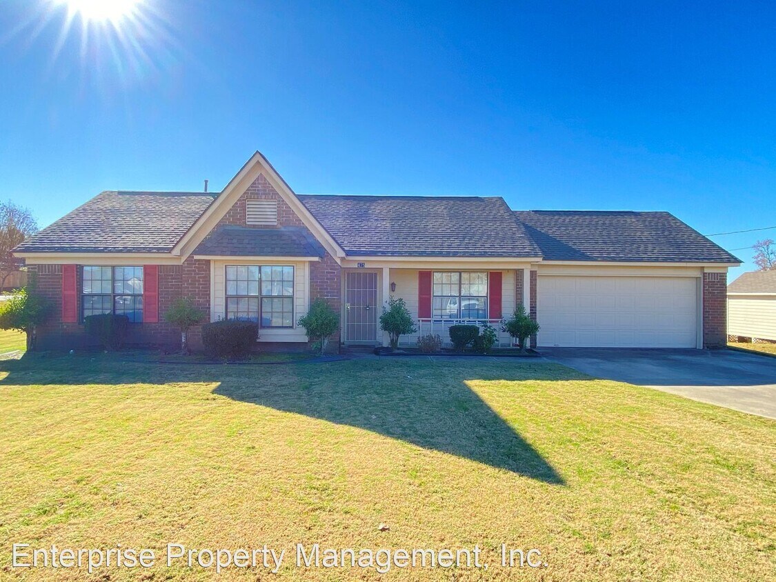 Primary Photo - 3 br, 2 bath House - 475 Mebane Road