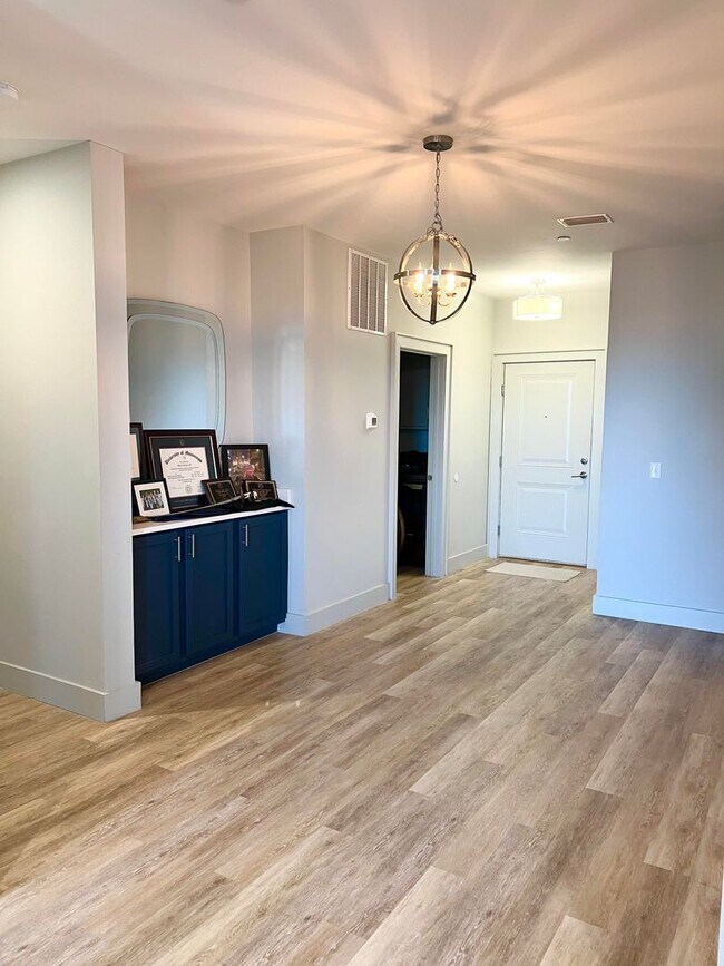 Foto del edificio - 2501 Bienville Blvd