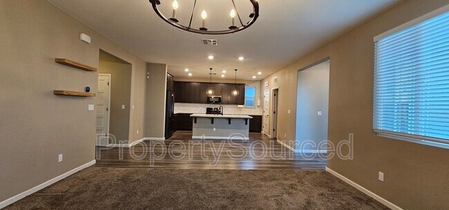 Foto del edificio - 1571 W Woodward Ave