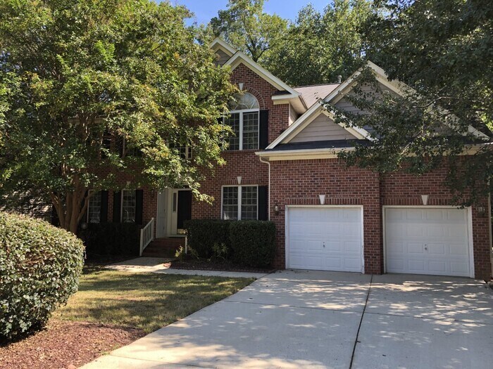 Primary Photo - 111 Drakewood Pl