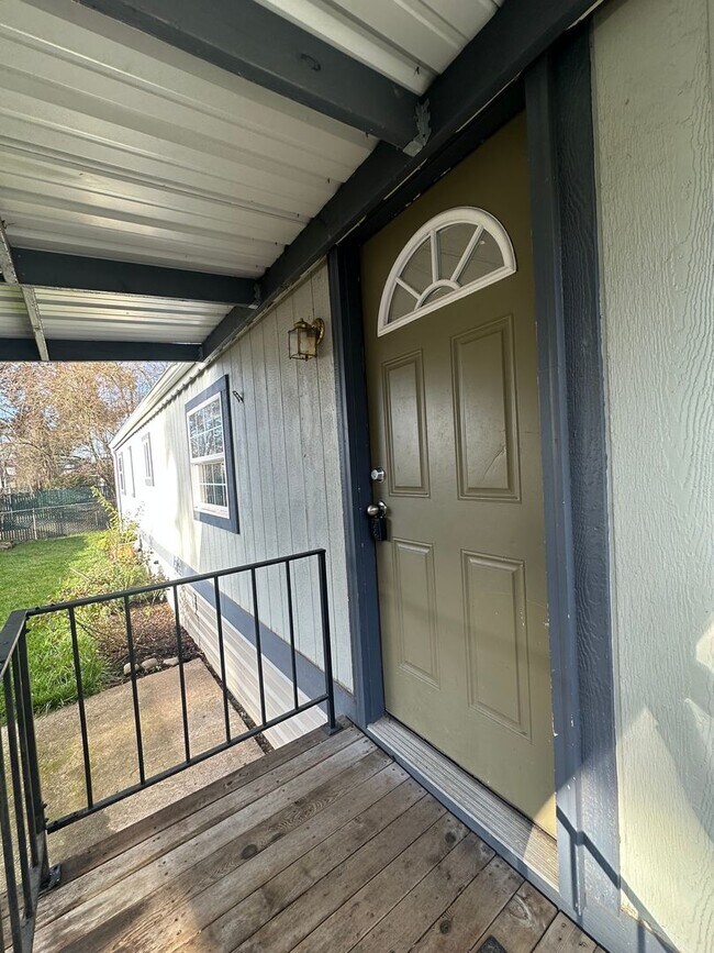 Foto del edificio - Seaj3701 Fir Grove Mobile Park